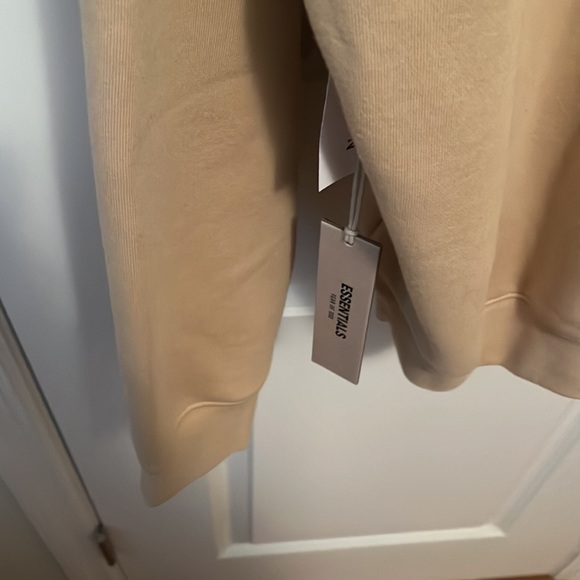 Fear of God Essentials Hoodie - Picture 3 of 3